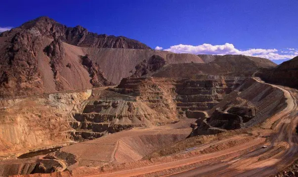 仁怀冠英学校艺体楼网架